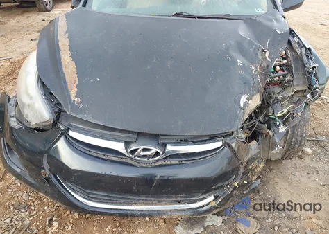 2013 Hyundai Elantra Gls/Limited z USA, uszkodzony, nr VIN KMHDH4AE9DU649060